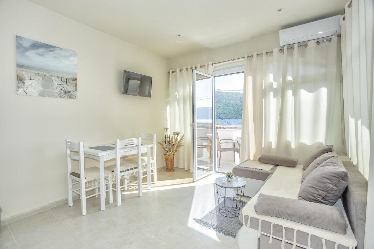 Apartments Milanovic Χέρτσεγκ Νόβι Δωμάτιο φωτογραφία