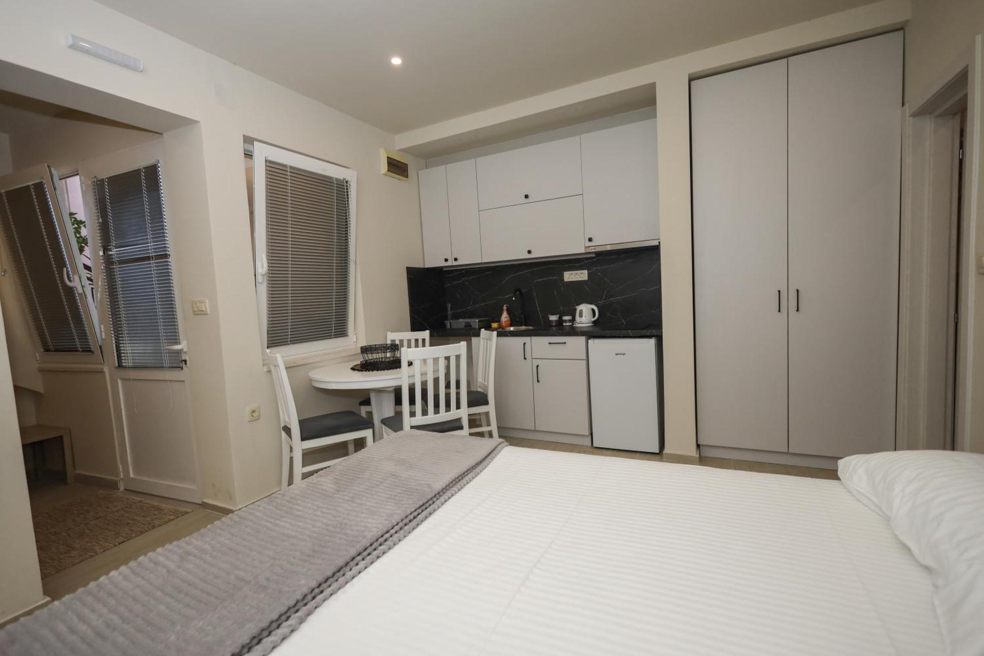 Apartments Milanovic Χέρτσεγκ Νόβι Δωμάτιο φωτογραφία