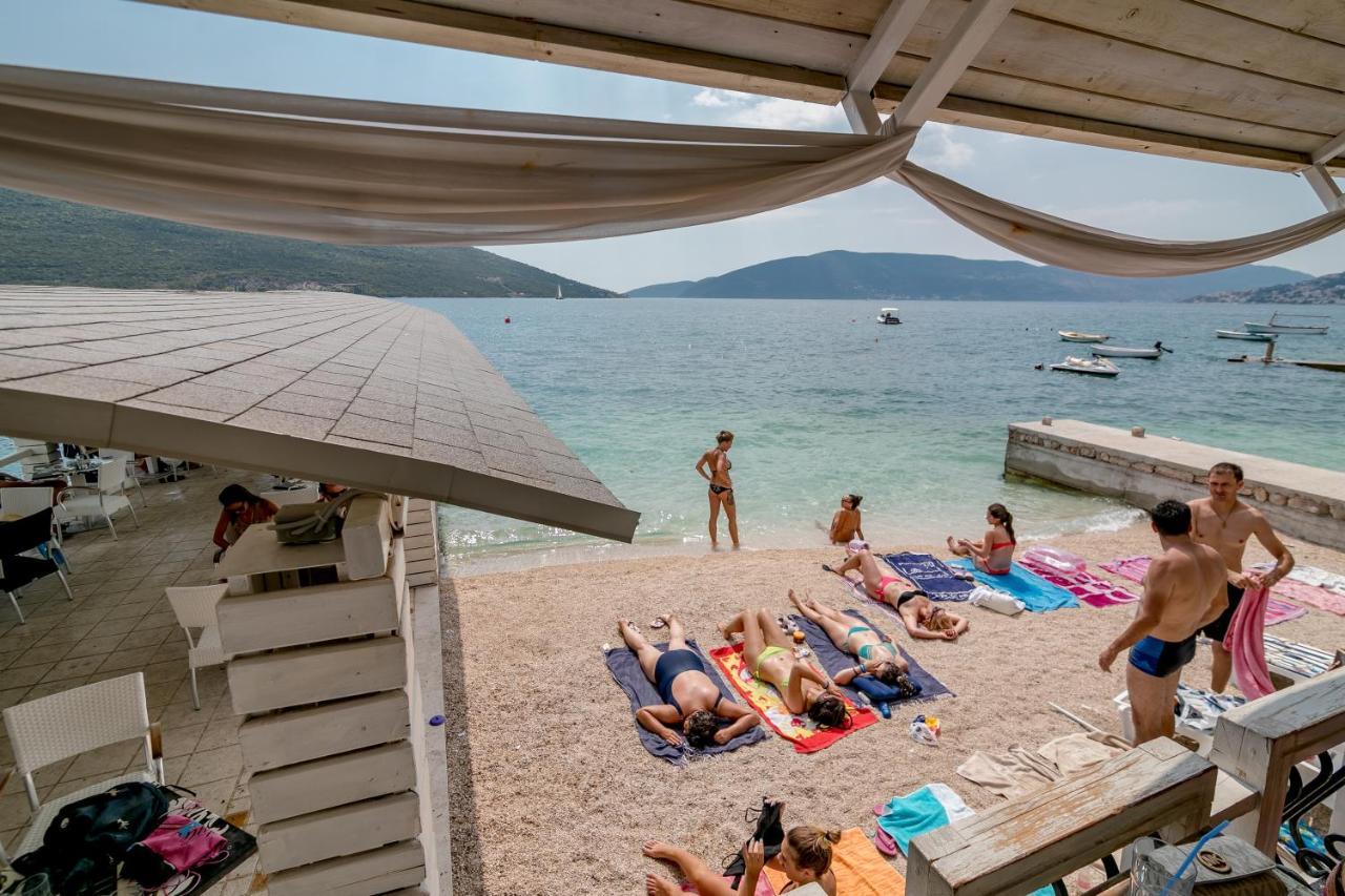 Apartments Milanovic Χέρτσεγκ Νόβι Εξωτερικό φωτογραφία