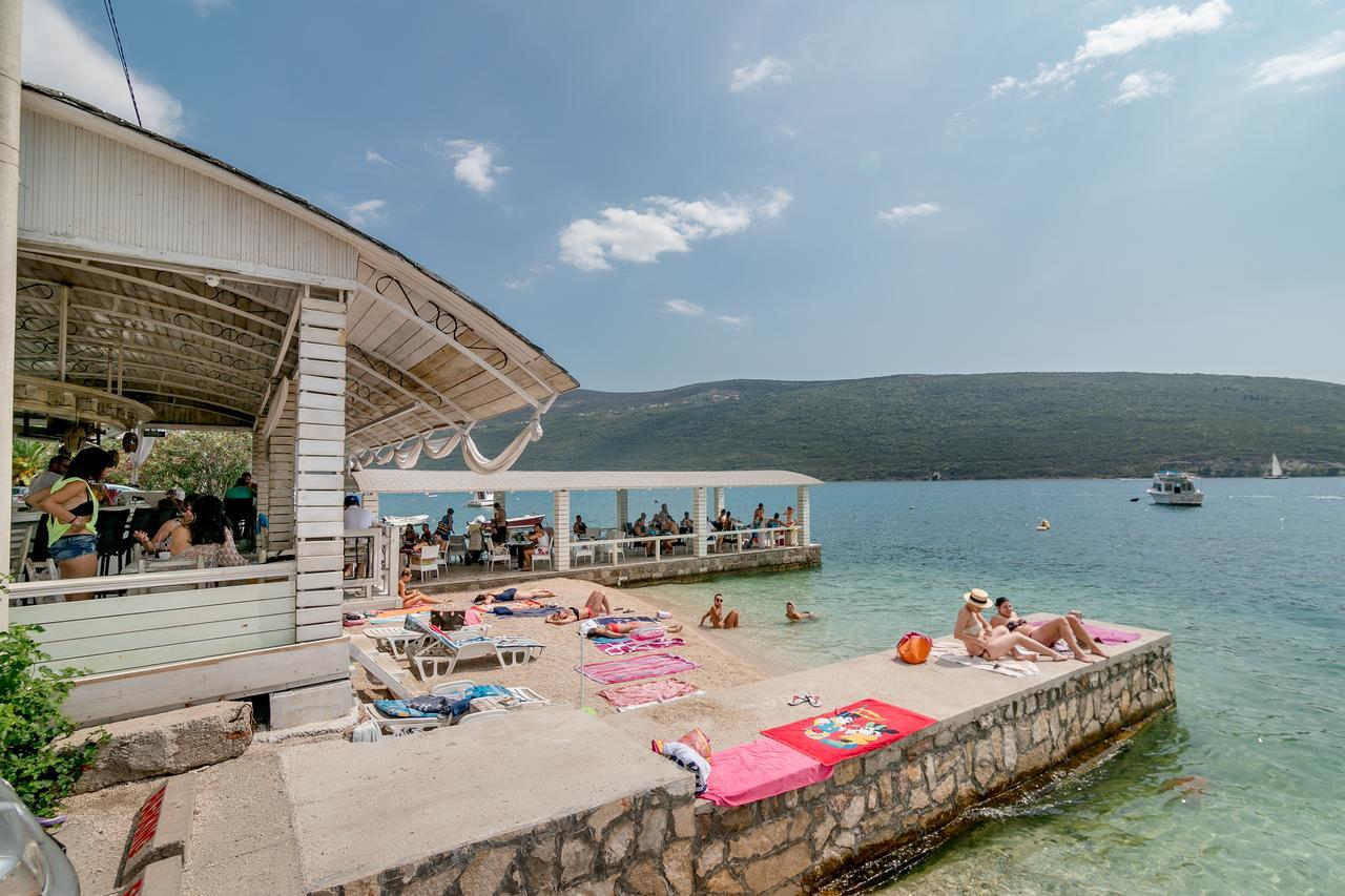 Apartments Milanovic Χέρτσεγκ Νόβι Εξωτερικό φωτογραφία